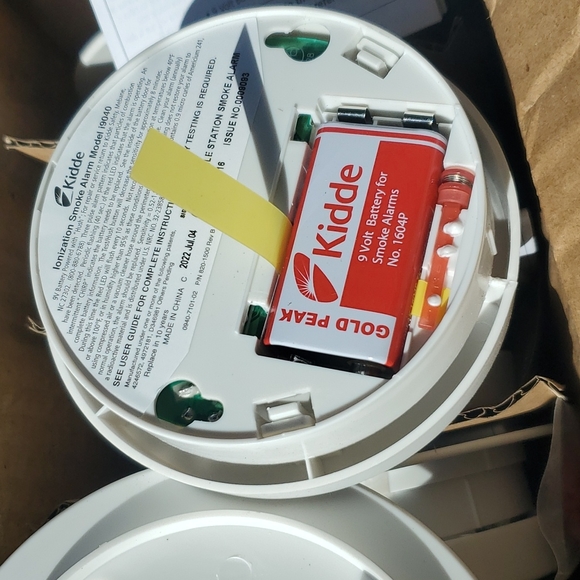 Lot 6 Kiddie Smoke Alarm Bundle 9v Batteries Included FRESH 2022! NIP New NIB - Picture 3 of 6